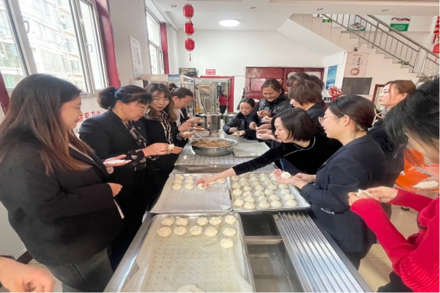 魅力巾帼 向美而生-人保财险内蒙古分公司系统多地分支机构开展形式多样的三八妇女节庆祝活动。129(1).png