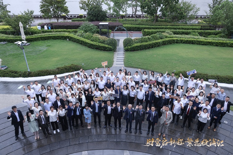 1757667914254815.jpg 3.jpg