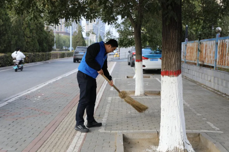 1761642066402512.png 8A3D9E329A32B33BD49FE2F2F8816649.png